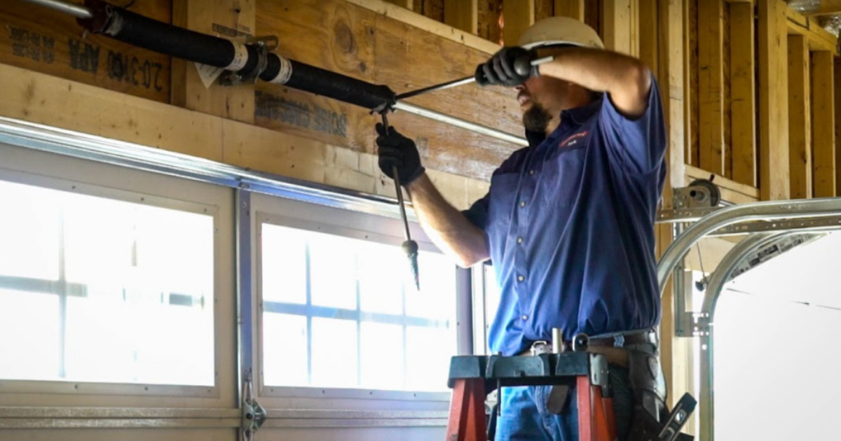 Can a Garage Door Be Lifted With a Broken Spring?